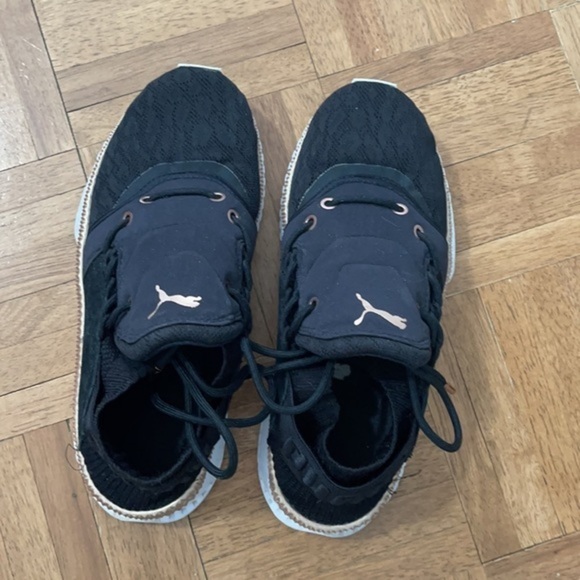 Puma Black Lace Sneakers - Picture 3 of 5